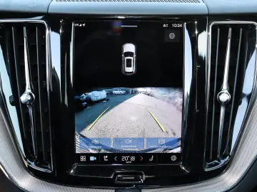 XC60 R Design 2WD B4 Diesel EU6d digitales Cockp