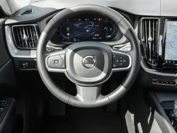 XC60 Momentum Pro AWD B4 Diesel EU6d AHK Digital