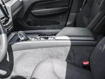 XC60 Momentum Pro AWD B4 Diesel EU6d AHK Digital