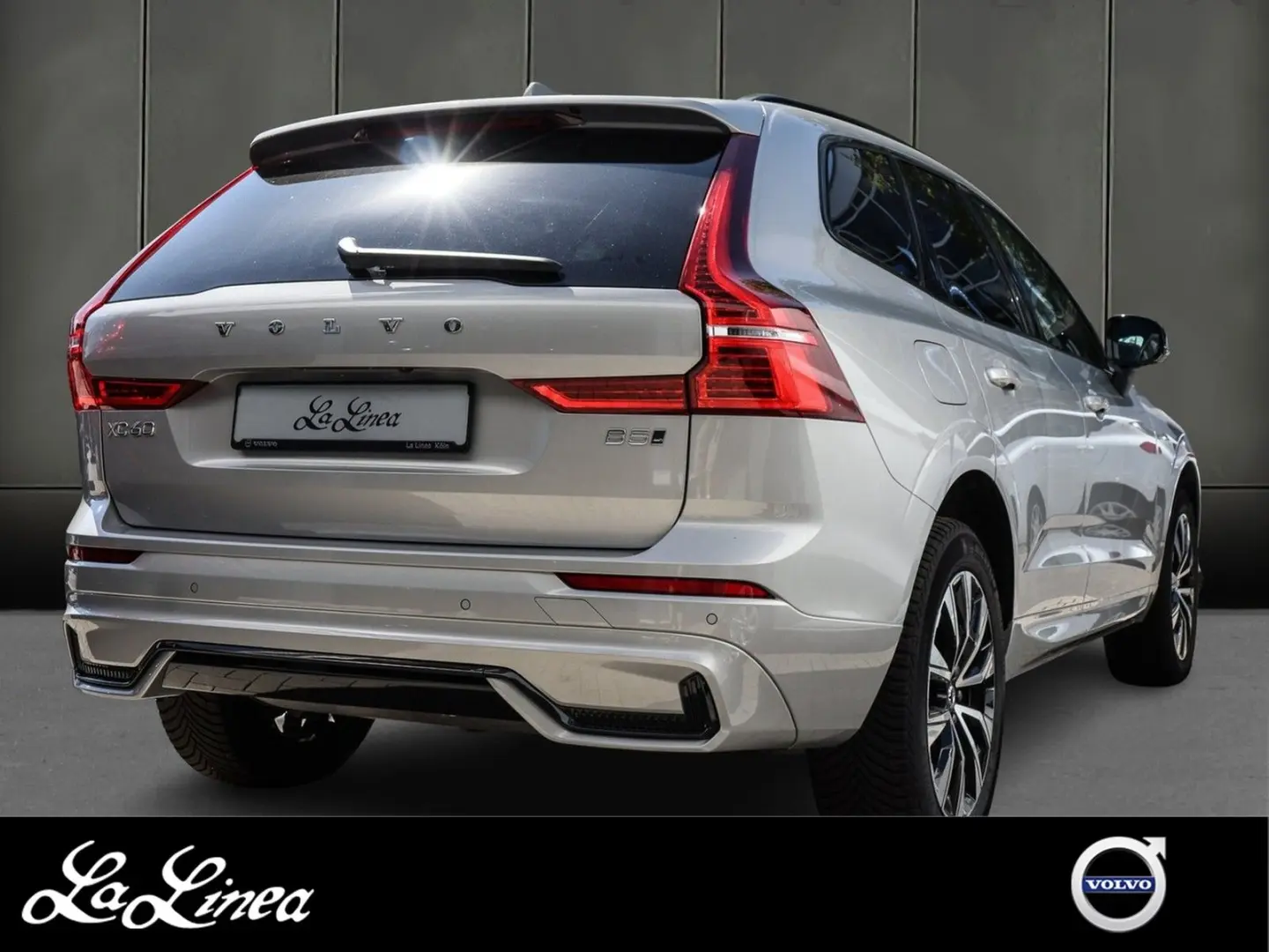 XC60 B5 (B) Benzin Plus Dark AWD #Leder/Sitzh./P
