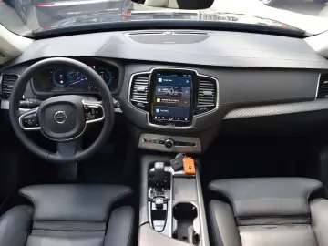 XC90 T8Plus Bright Recharge,360°K.Pano,20