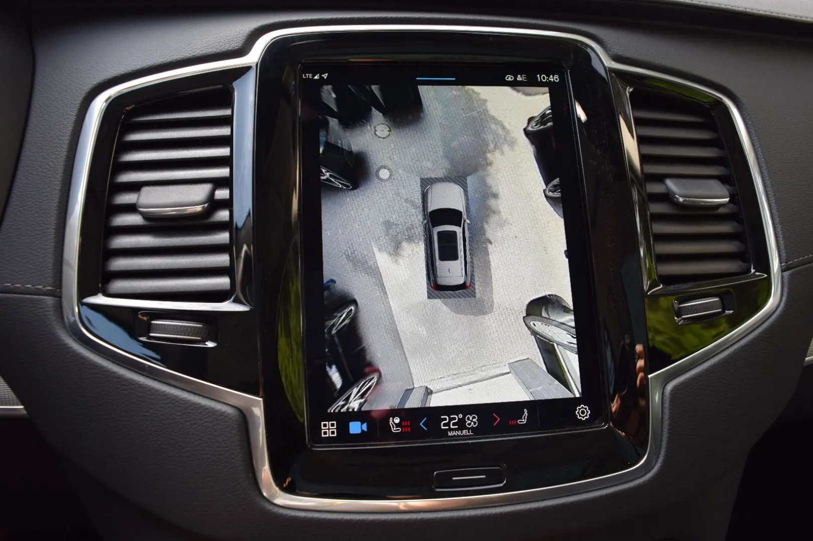 XC90 T8Plus Bright Recharge,360°K.Pano,20