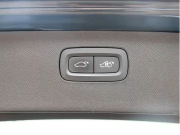 XC90 2.0 Ultimate Bright Recharge PHEV AWD PANO