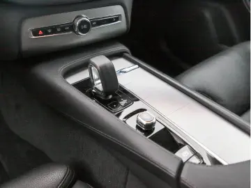 XC90 2.0 Ultimate Bright Recharge PHEV AWD PANO