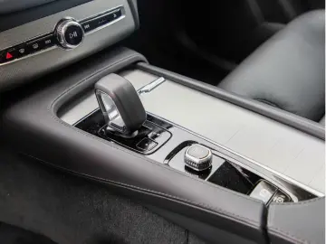 XC90 2.0 Ultimate Bright Recharge PHEV AWD PANO