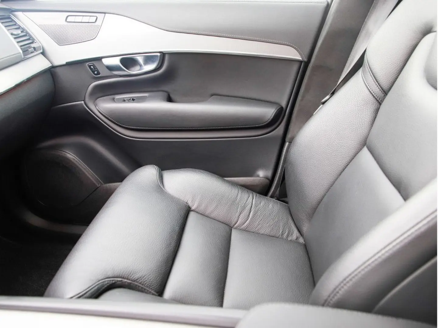 XC90 2.0 Ultimate Bright Recharge PHEV AWD PANO