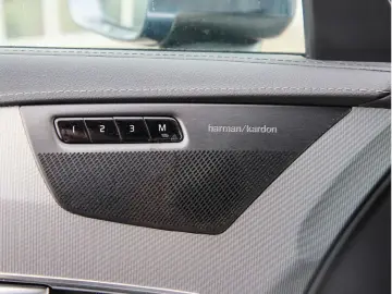 XC90 2.0 Ultimate Bright Recharge PHEV AWD PANO
