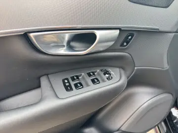 XC90 B5 AWD Plus-Bright 7S Glasd Standh 360° AHK