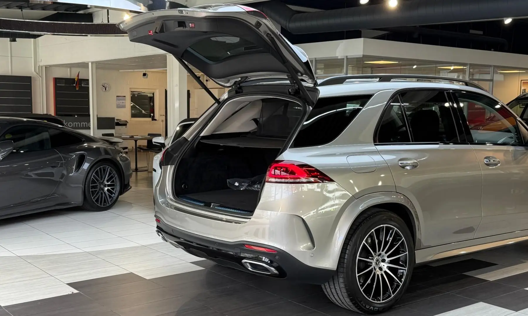 GLE 350 e 4Matic AMG*Head-Up*Airmatic*Sitzklima*