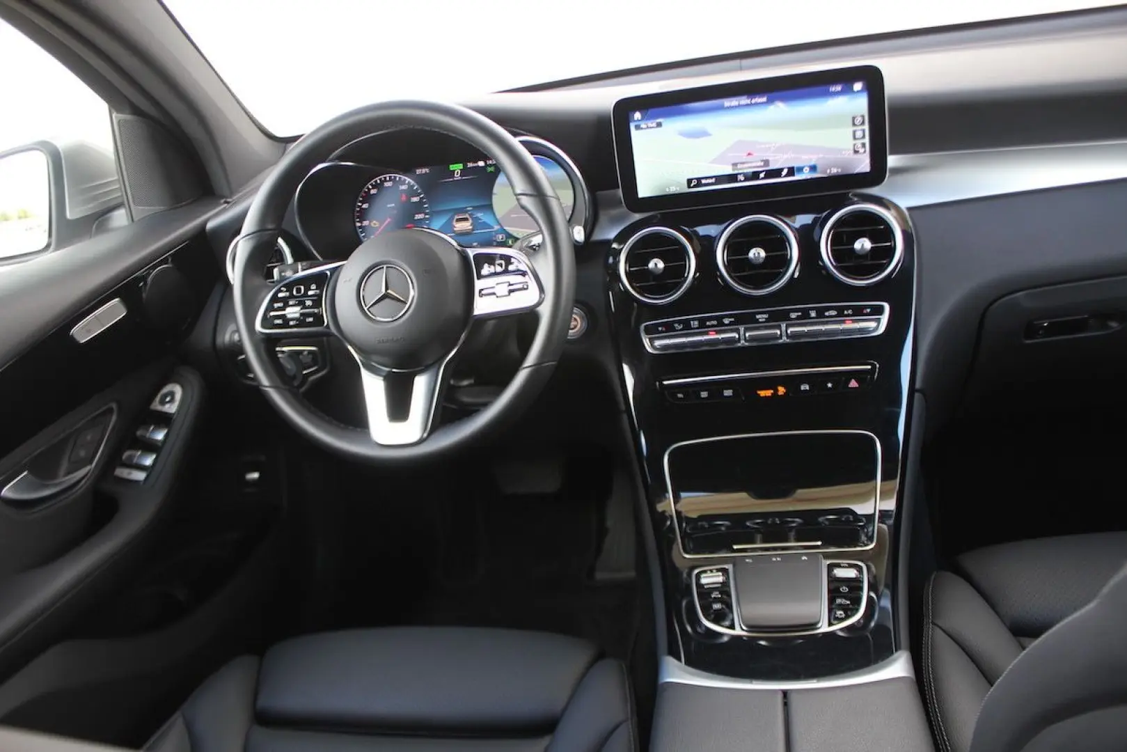 GLC 300 de Coupé Cp. EQ Power Plug-In Hybrid AHK