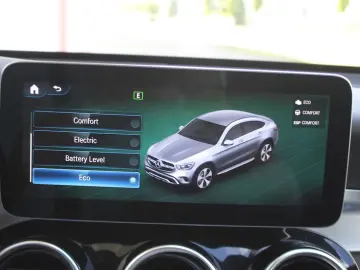 GLC 300 de Coupé Cp. EQ Power Plug-In Hybrid AHK