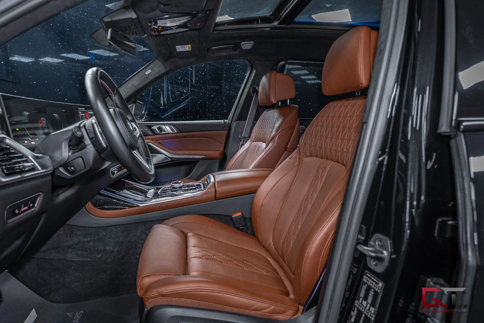 X7 M60i xDrive Exclusive DAP Pano Sky 22