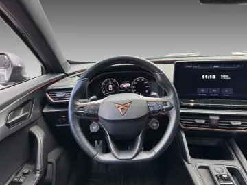 Formentor VZ 2.0 TSI DSG AHK+PANO+BEATS