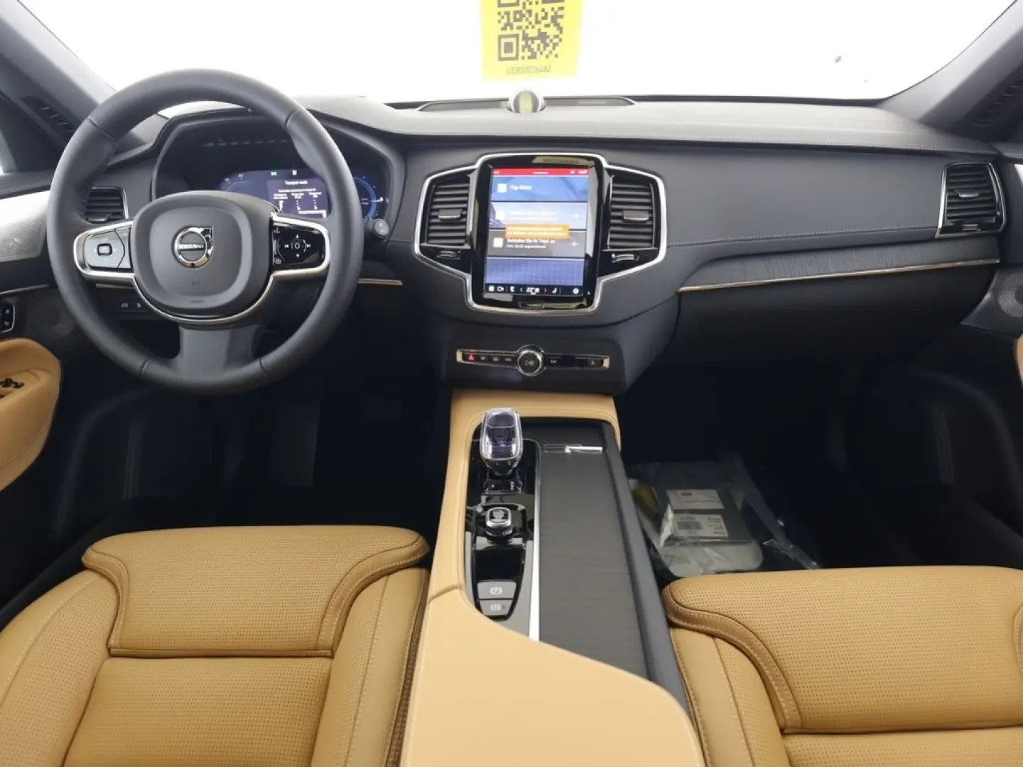 XC90 Plus Bright Recharge Plug-In Hybrid AWD T8 