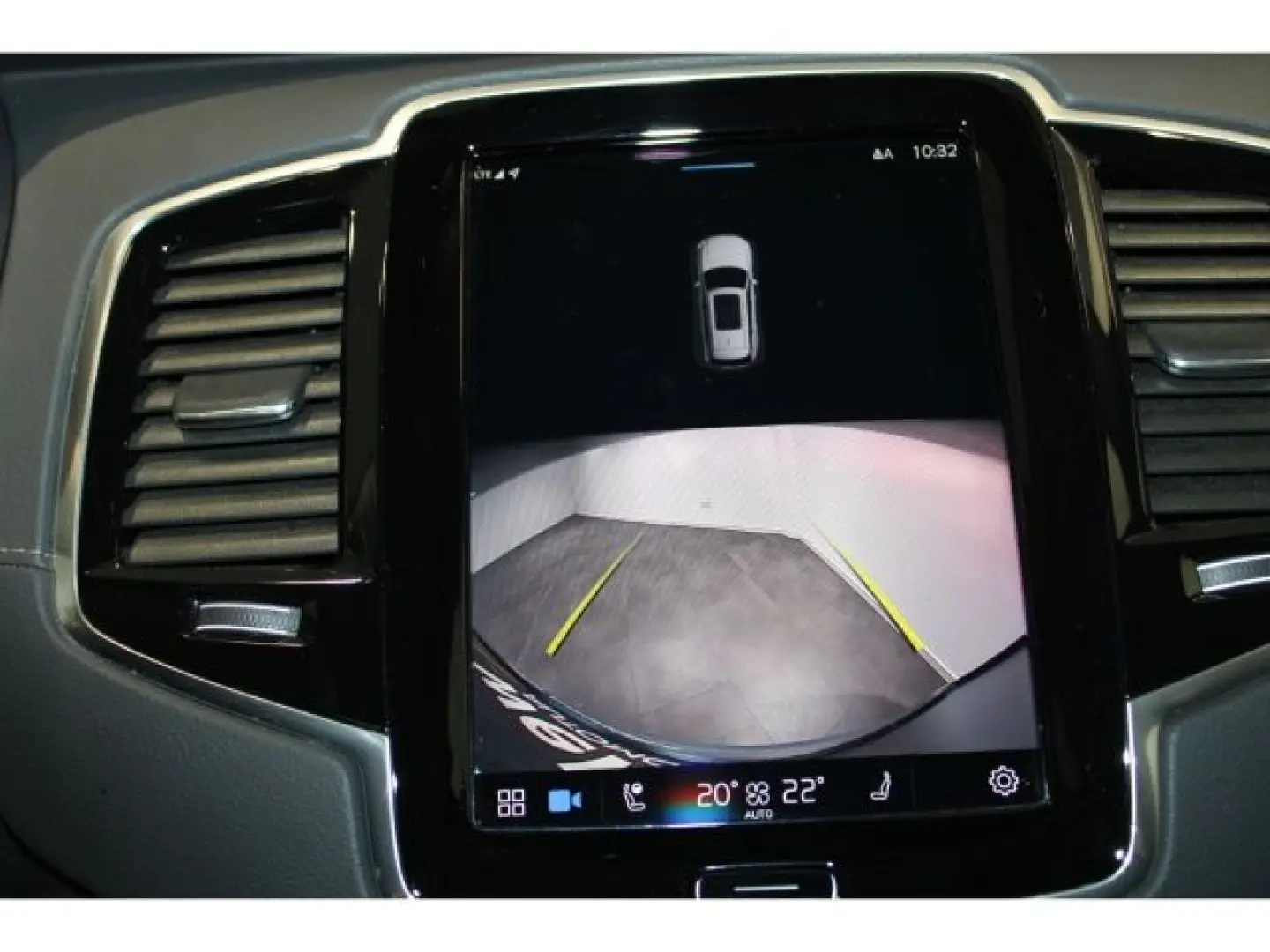 XC90 B5 Diesel Plus Dark AWD 7-Sitzer Voll-LED R