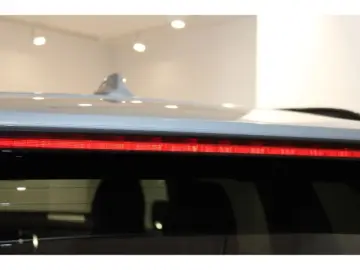 XC90 B5 Diesel Plus Dark AWD 7-Sitzer Voll-LED R