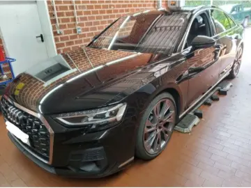 A8 S line 50 TDI qu. PANO AHK HuD LUFT B&O 360°K