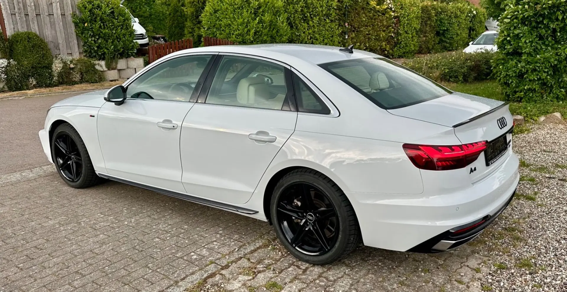 Audi A4 Lim. 45 TFSI quattro S line  mildhybrid