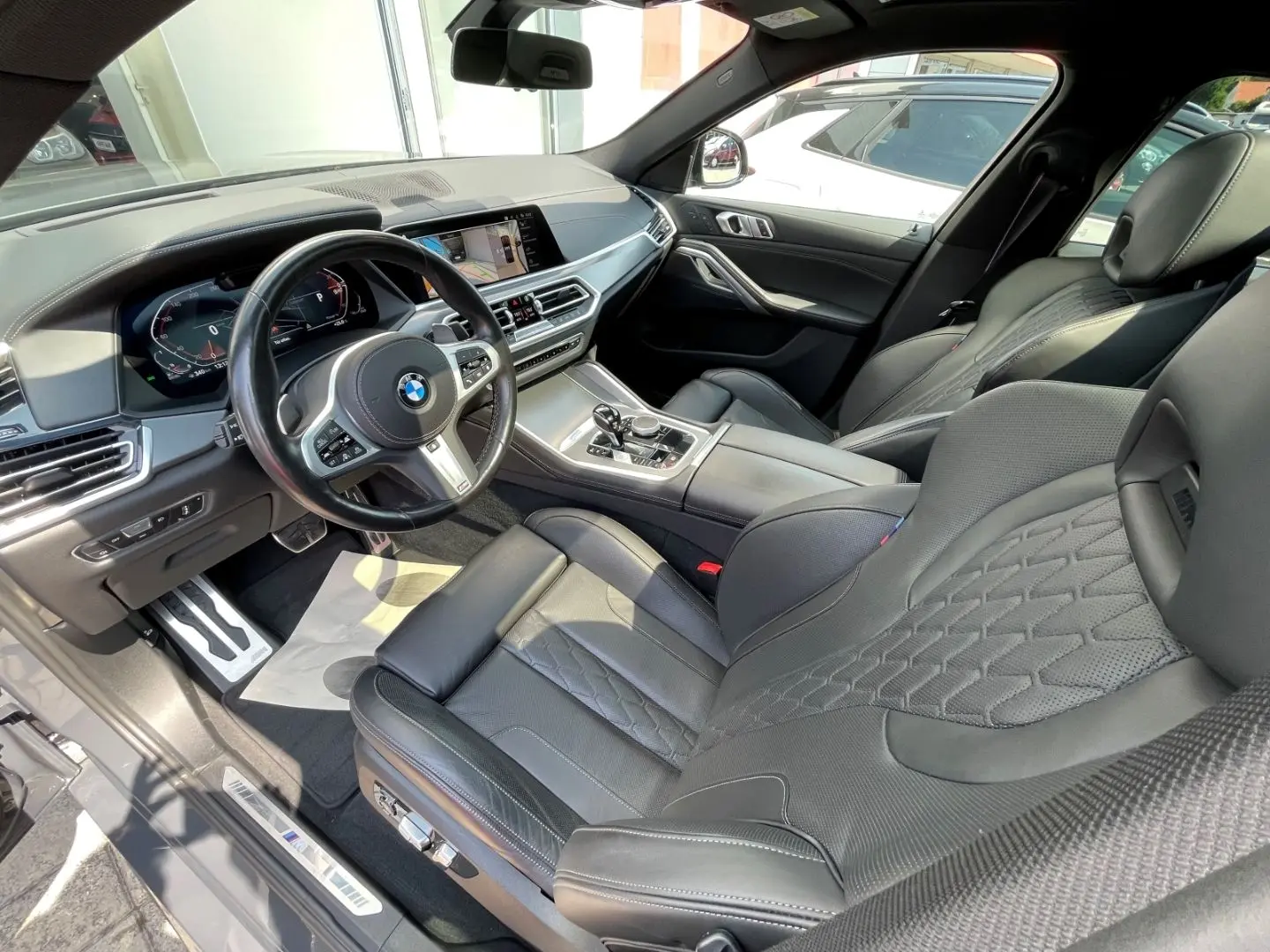 X6 xDrive40d M SPORT MSITZE INTEGRAL ICONIC SOFT