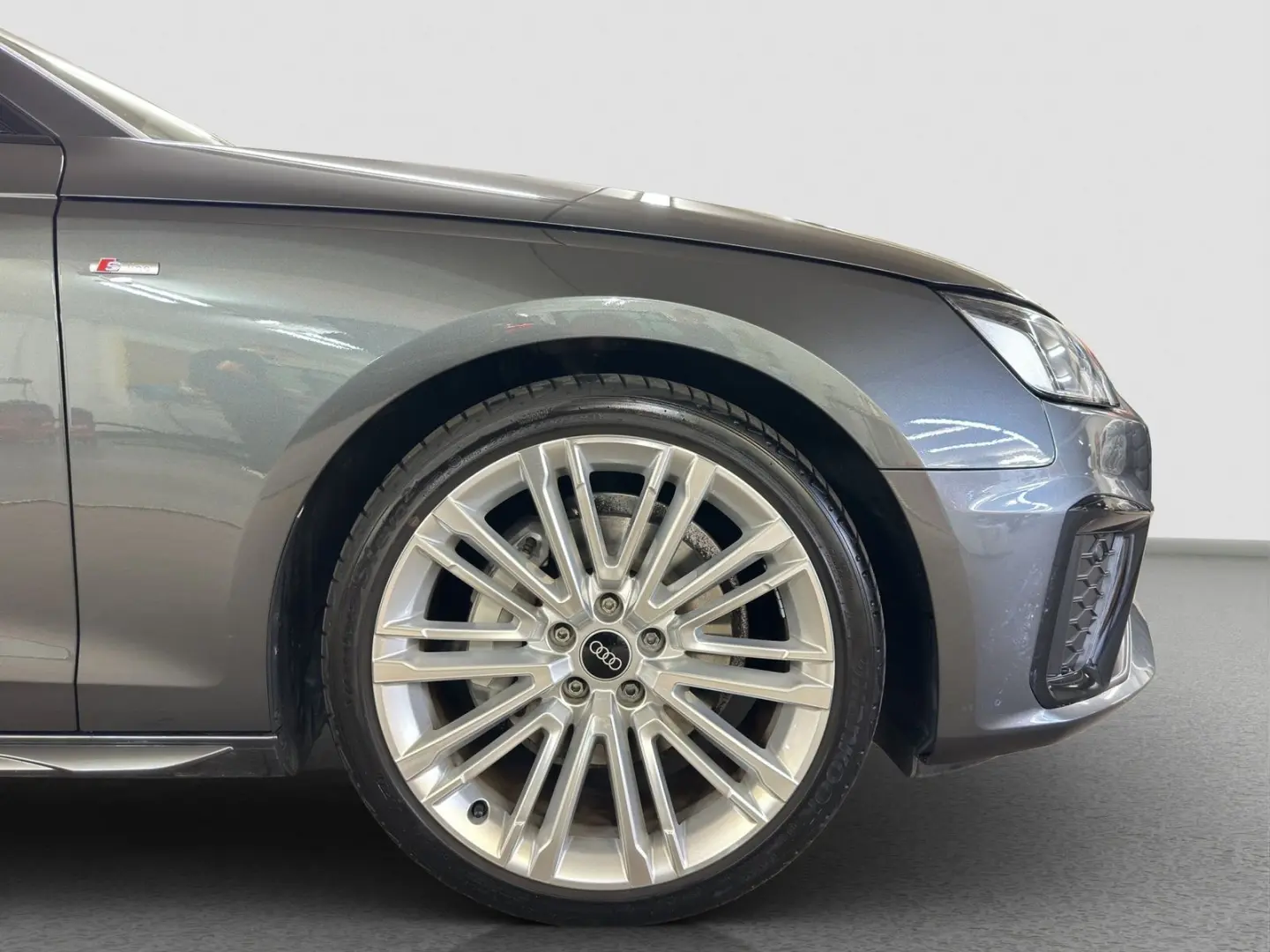 Audi A4 Limousine S line 40 TDI qu ACC  Keyless