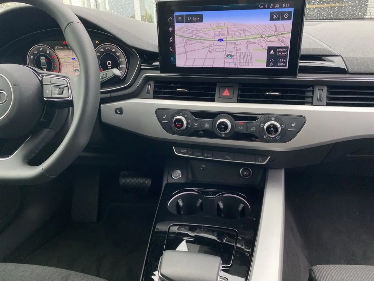 Audi A4 Limousine 40 TFSI S line quattro S tronic AHK