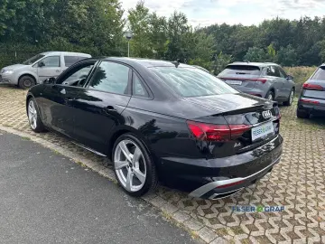 Audi A4 Limousine S line 40 TDI quattro Matrix