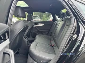 Audi A4 Limousine S line 40 TDI quattro Matrix