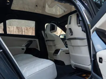 BMW 740 d xDrive M SPORT. INDIVID