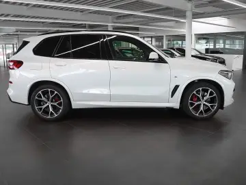X5 xDrive30d M Sport