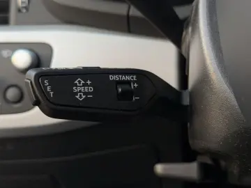 Audi A4 40 TFSI Q S LINE MASSAGE+HUD+ACC+MATRIX++