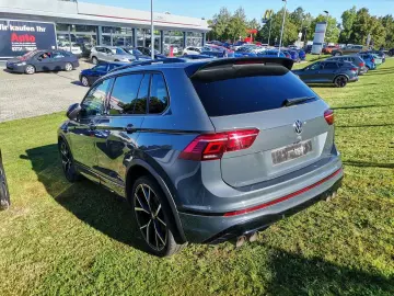Tiguan 2.0 TSI DSG R 4Motion Matrix|Navi|Leder|A