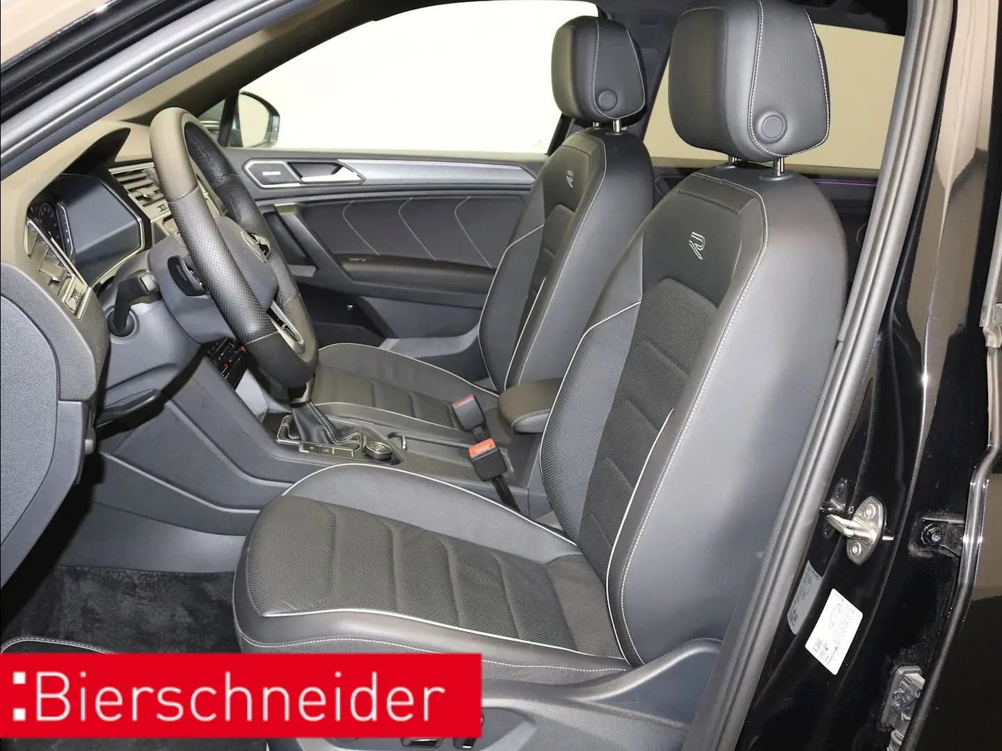 Tiguan Allspace 2.0 TSI DSG 4Mo. R-Line AHK 7-S.
