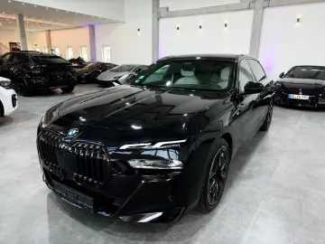 740 d xDrive M Sport Pro Fond-Entertainment Sky