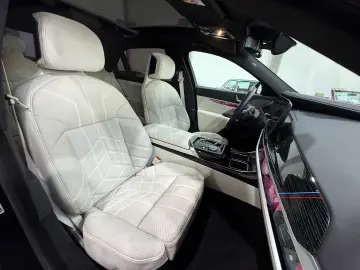 740 d xDrive M Sport Pro*Fond-Entertainment*Sky