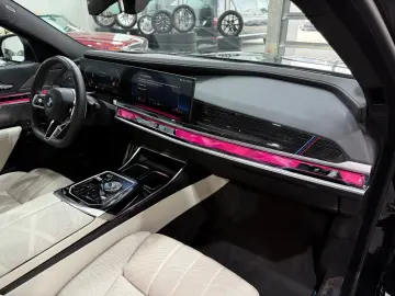 740 d xDrive M Sport Pro*Fond-Entertainment*Sky