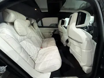 740 d xDrive M Sport Pro*Fond-Entertainment*Sky
