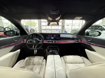 740 d xDrive M Sport Pro*Fond-Entertainment*Sky