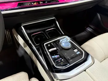 740 d xDrive M Sport Pro*Fond-Entertainment*Sky