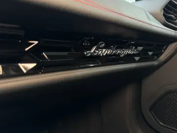 Huracán EVO RWD*LIFT*Garantie*Kamera*Alcantara*