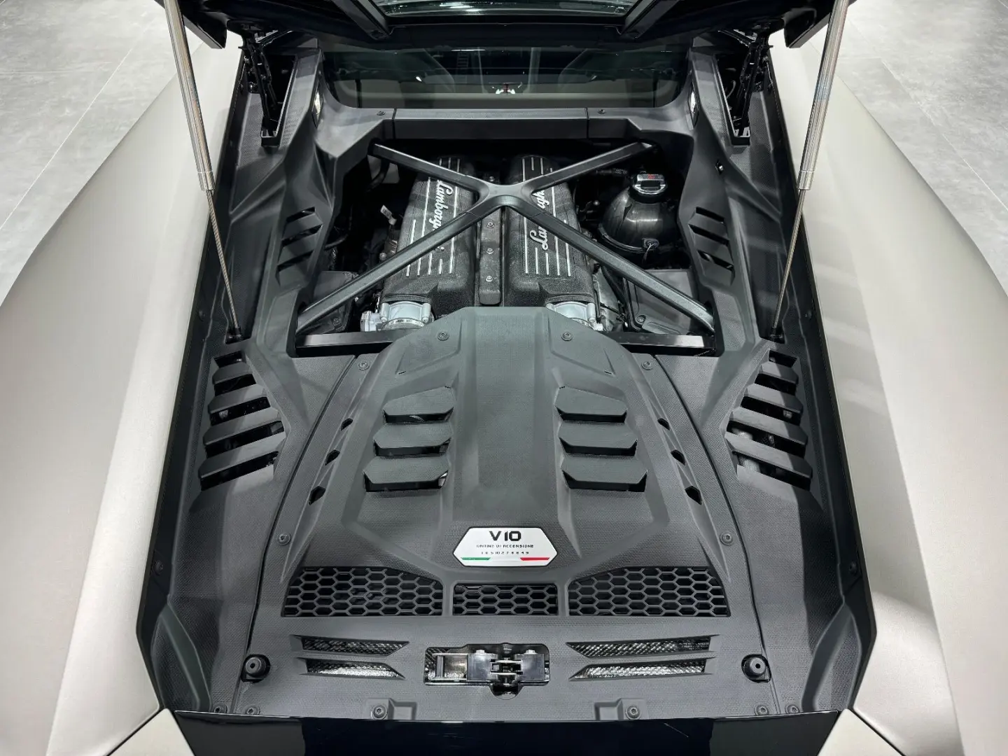 Huracán EVO RWD*LIFT*Garantie*Kamera*Alcantara*