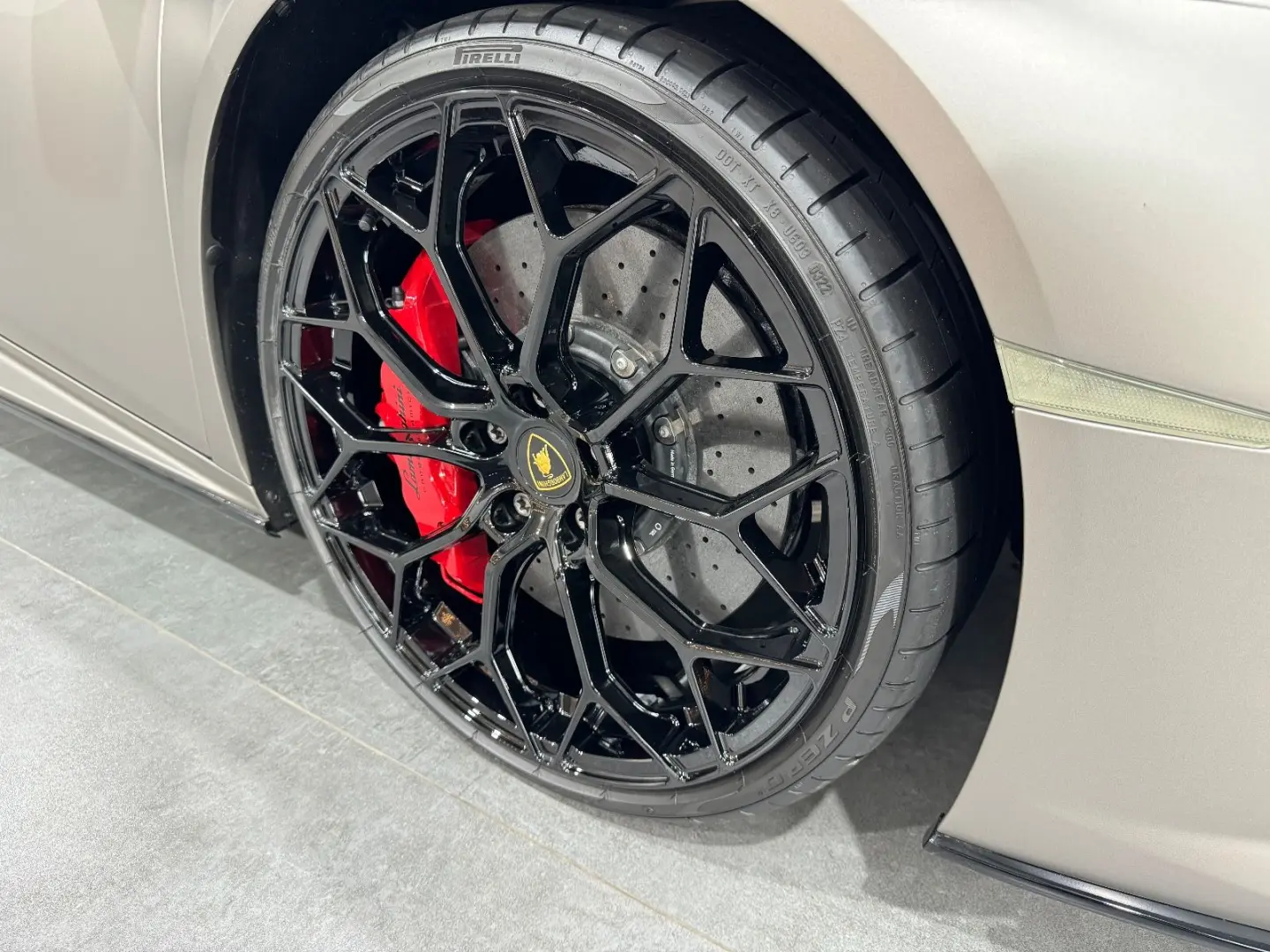 Huracán EVO RWD*LIFT*Garantie*Kamera*Alcantara*