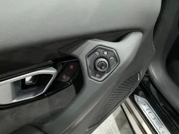 Huracán EVO RWD*LIFT*Garantie*Kamera*Alcantara*