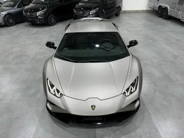 Huracán EVO RWD*LIFT*Garantie*Kamera*Alcantara*