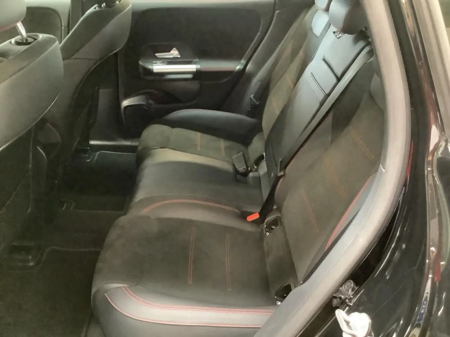 EQA 300 4M AMG/LED/Kamera/Navigation/DC-Laden/