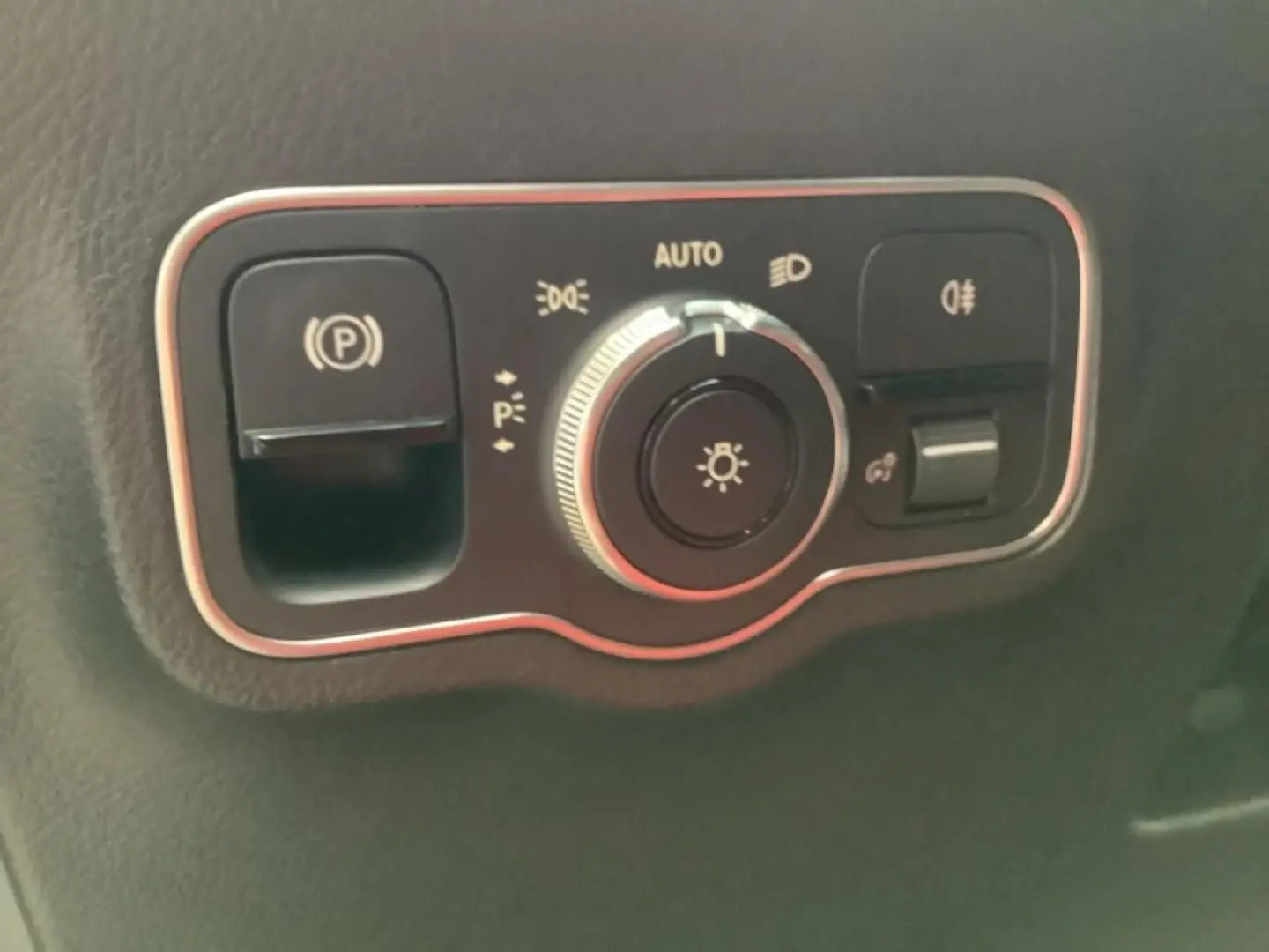EQA 300 4M AMG/LED/Kamera/Navigation/DC-Laden/