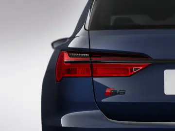 S6 Avant Air*Pano*AHK*B&O*Kamera*Leder