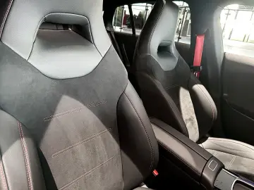 CLA 45 S 4M+ SB Night+Multib+Pano+Distronic+HuD