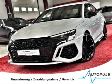 RS3  2.5 TFSI QUATTRO LIMO CARPLAY B&O MASSAGE