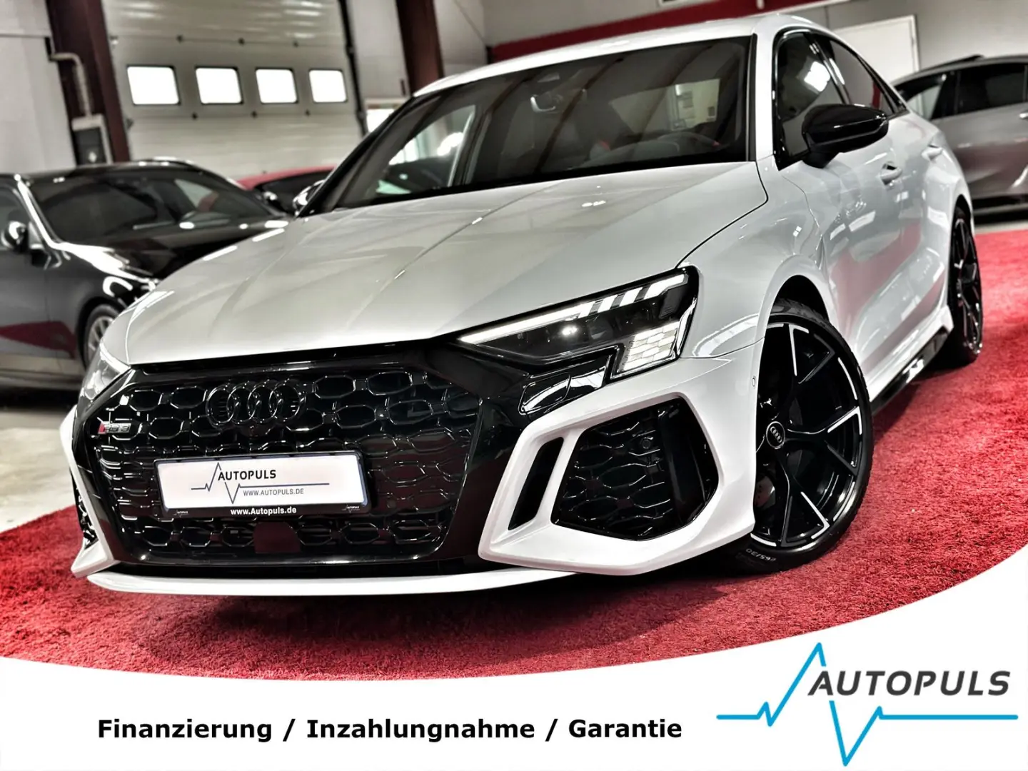 RS3 *2.5 TFSI*QUATTRO*LIMO*CARPLAY*B&O*MASSAGE