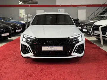 RS3 *2.5 TFSI*QUATTRO*LIMO*CARPLAY*B&O*MASSAGE